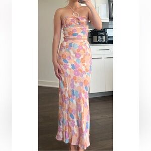 Charlie holiday floral o ring crop top and skirt SET XS